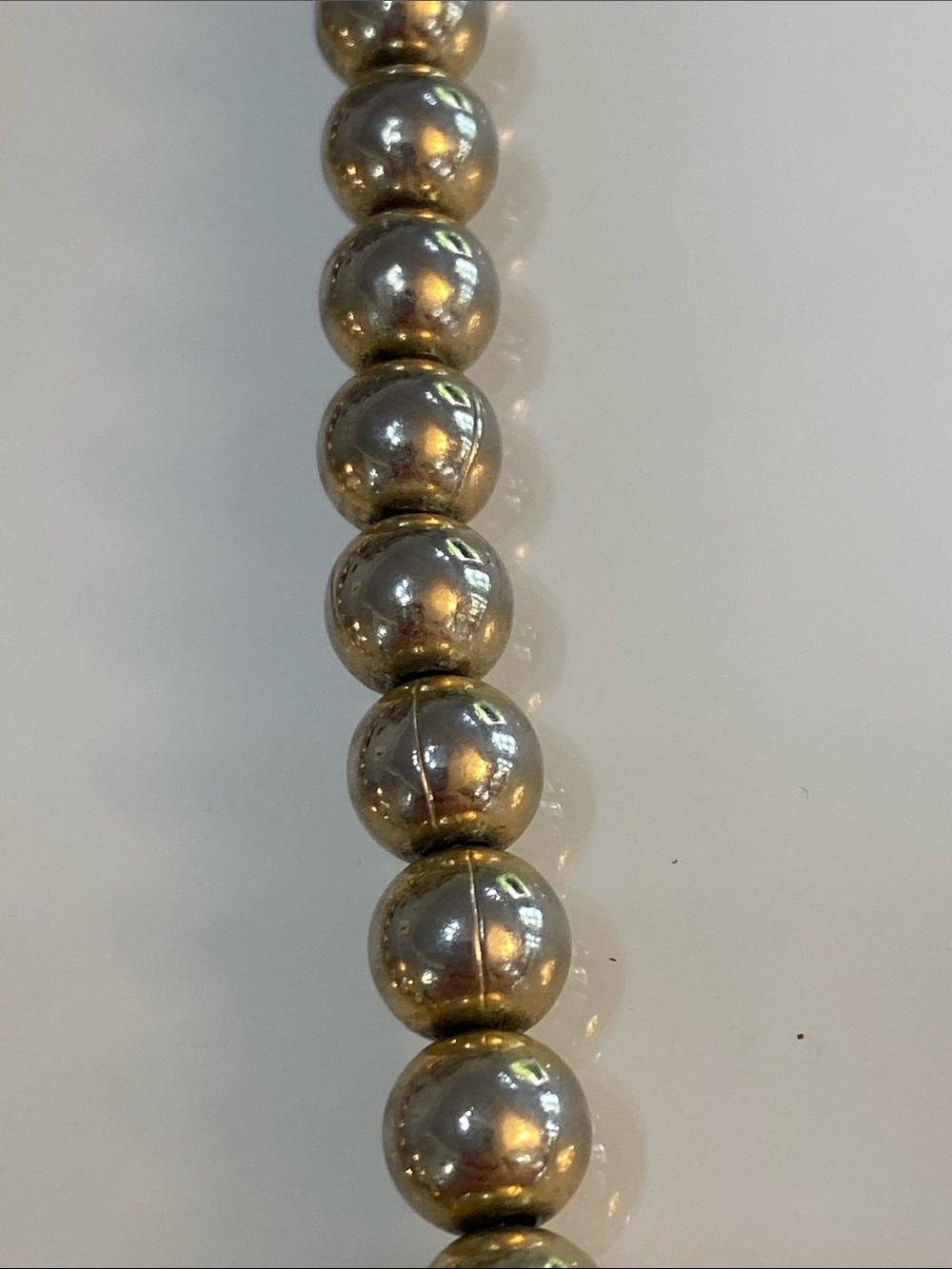 Vintage beaded ball necklace - Picture 2 of 6